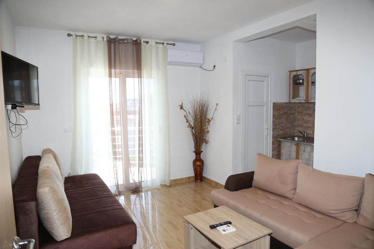 Apartments Armini Ulcinj Exterior foto