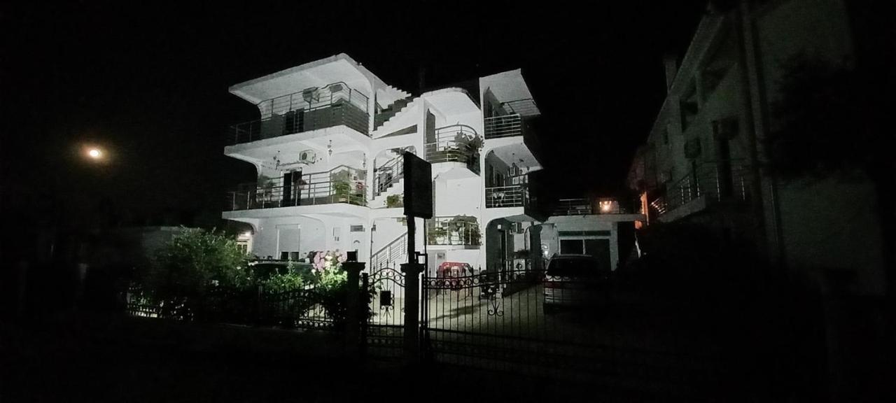 Apartments Armini Ulcinj Exterior foto