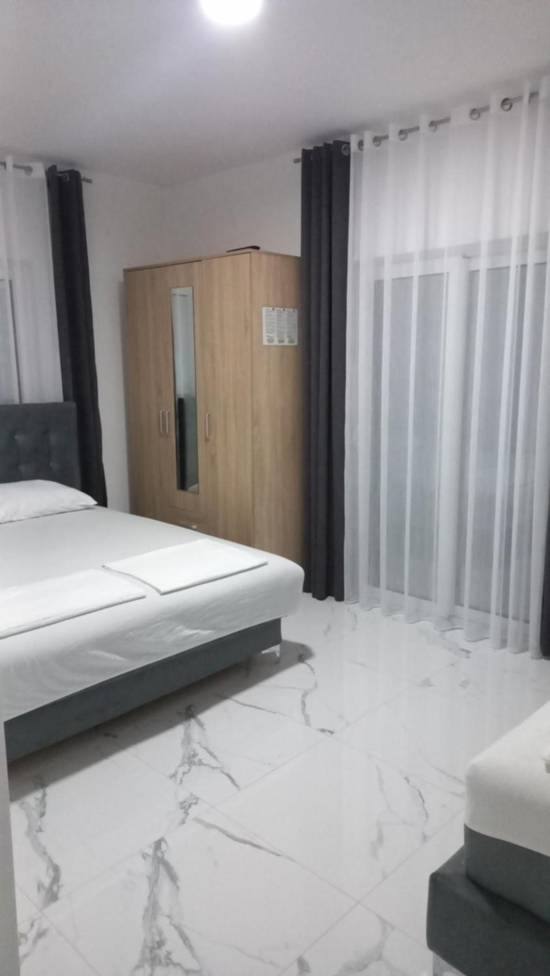 Apartments Armini Ulcinj Exterior foto