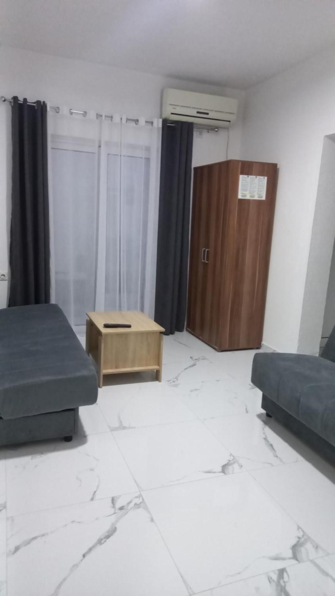 Apartments Armini Ulcinj Exterior foto