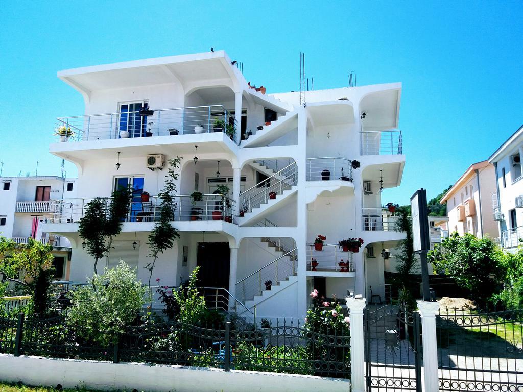 Apartments Armini Ulcinj Exterior foto